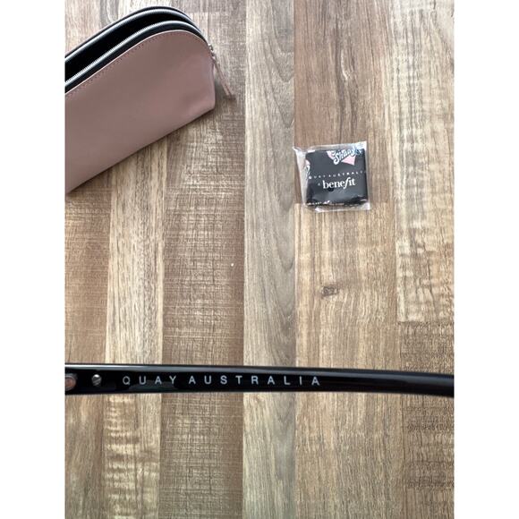 NWOT Quay Australia x Benefit Tinted Love Black Sunglasses